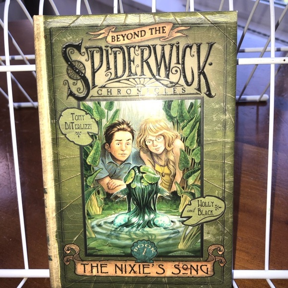 Beyond the Spiderwick Chronicles: The Nixie's Song Book - Picture 1 of 9